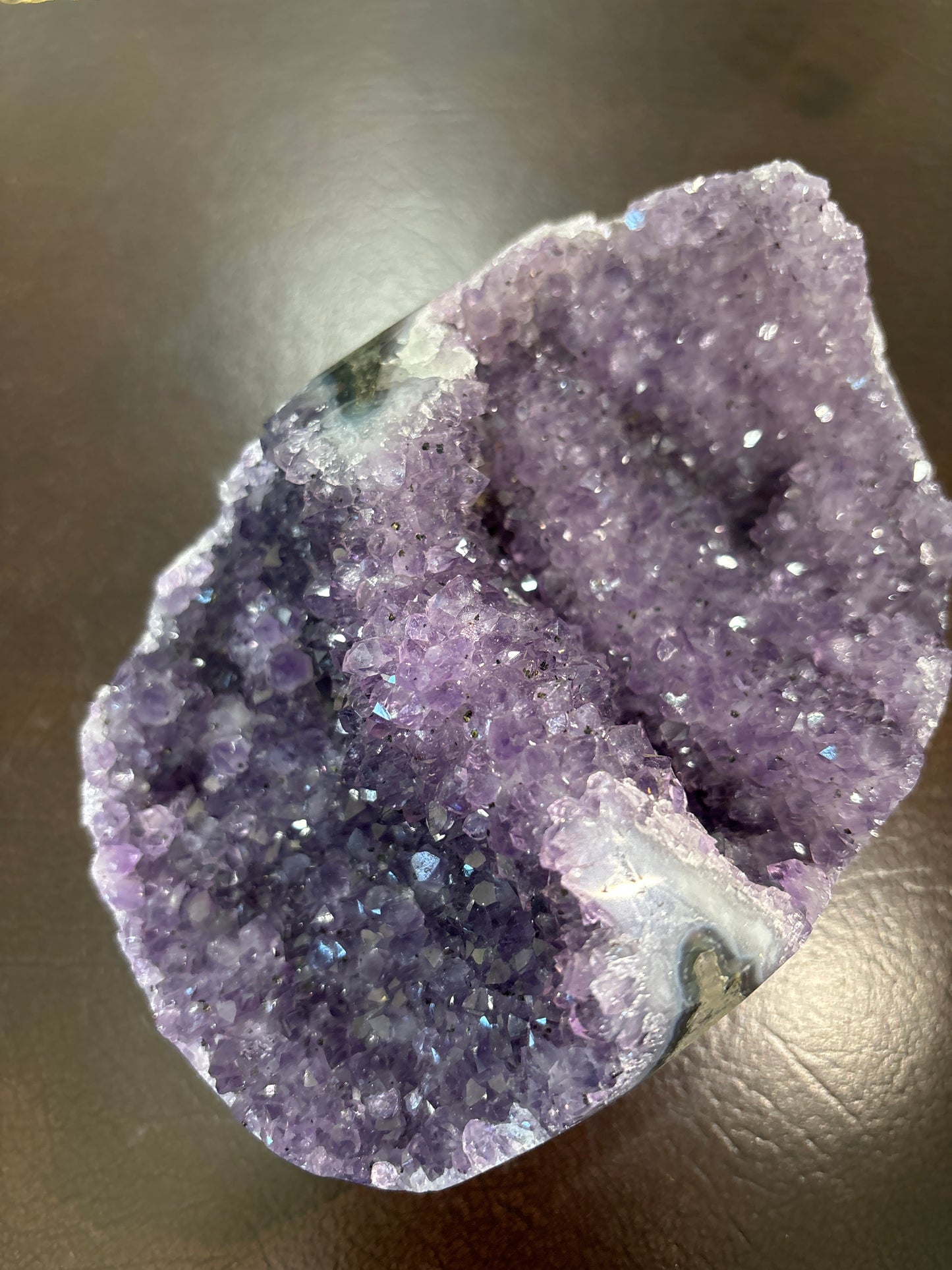 Amethyst crystal stone #1006