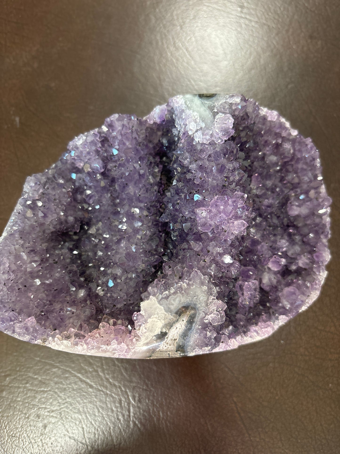 Amethyst crystal stone #1006