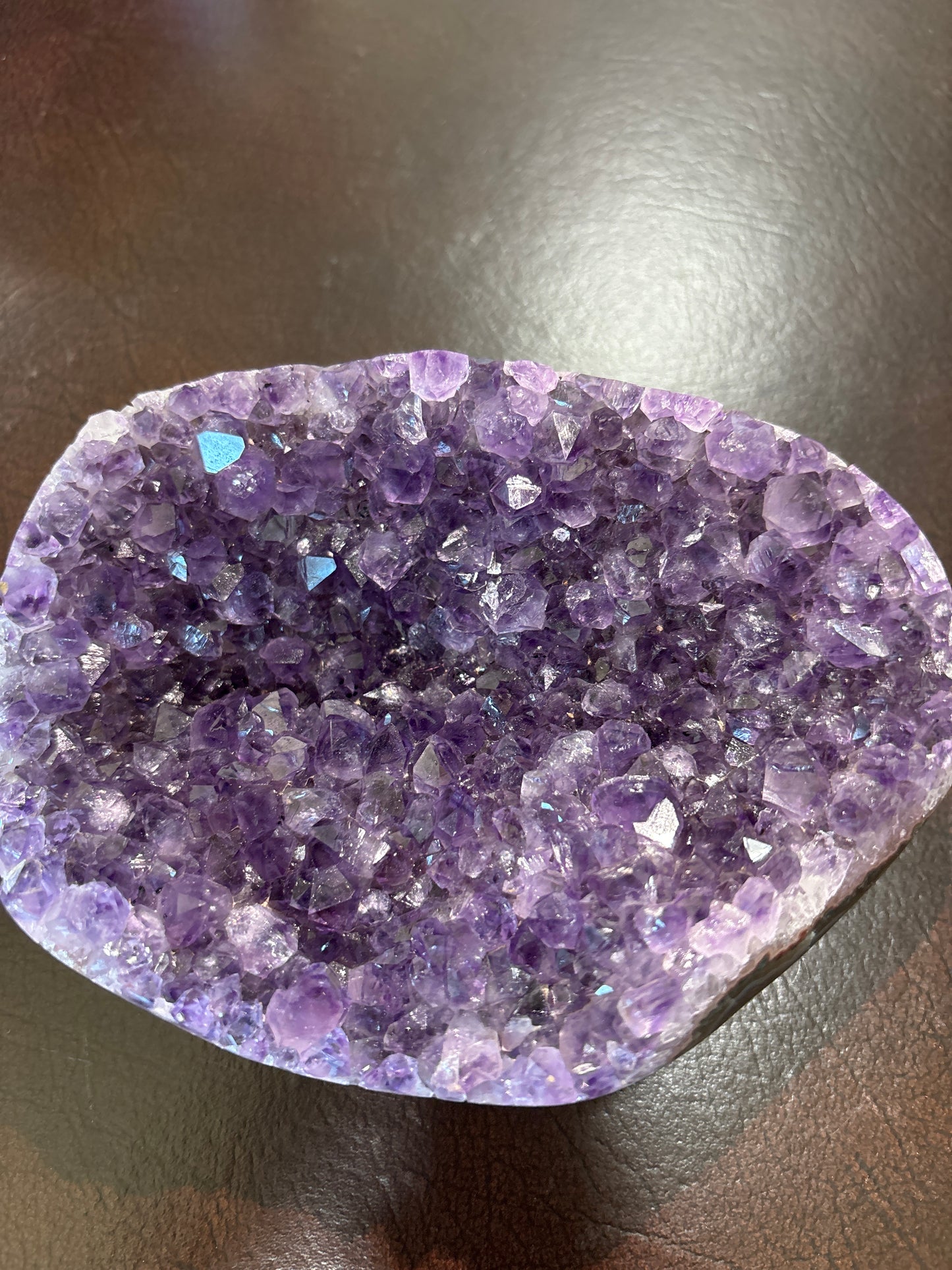 Amethyst crystal stone #1008