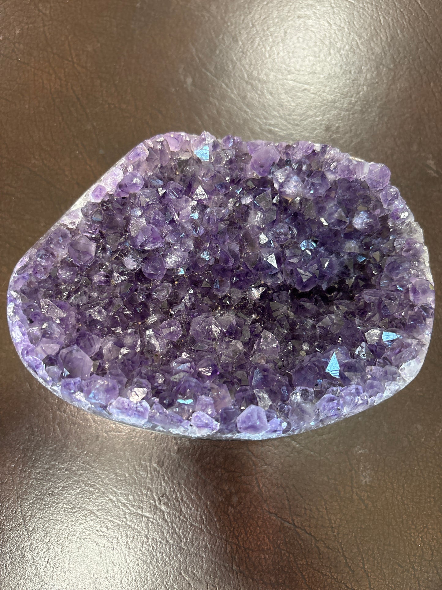 Amethyst crystal stone #1008