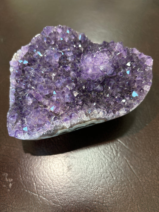 Amethyst crystal stone #1005